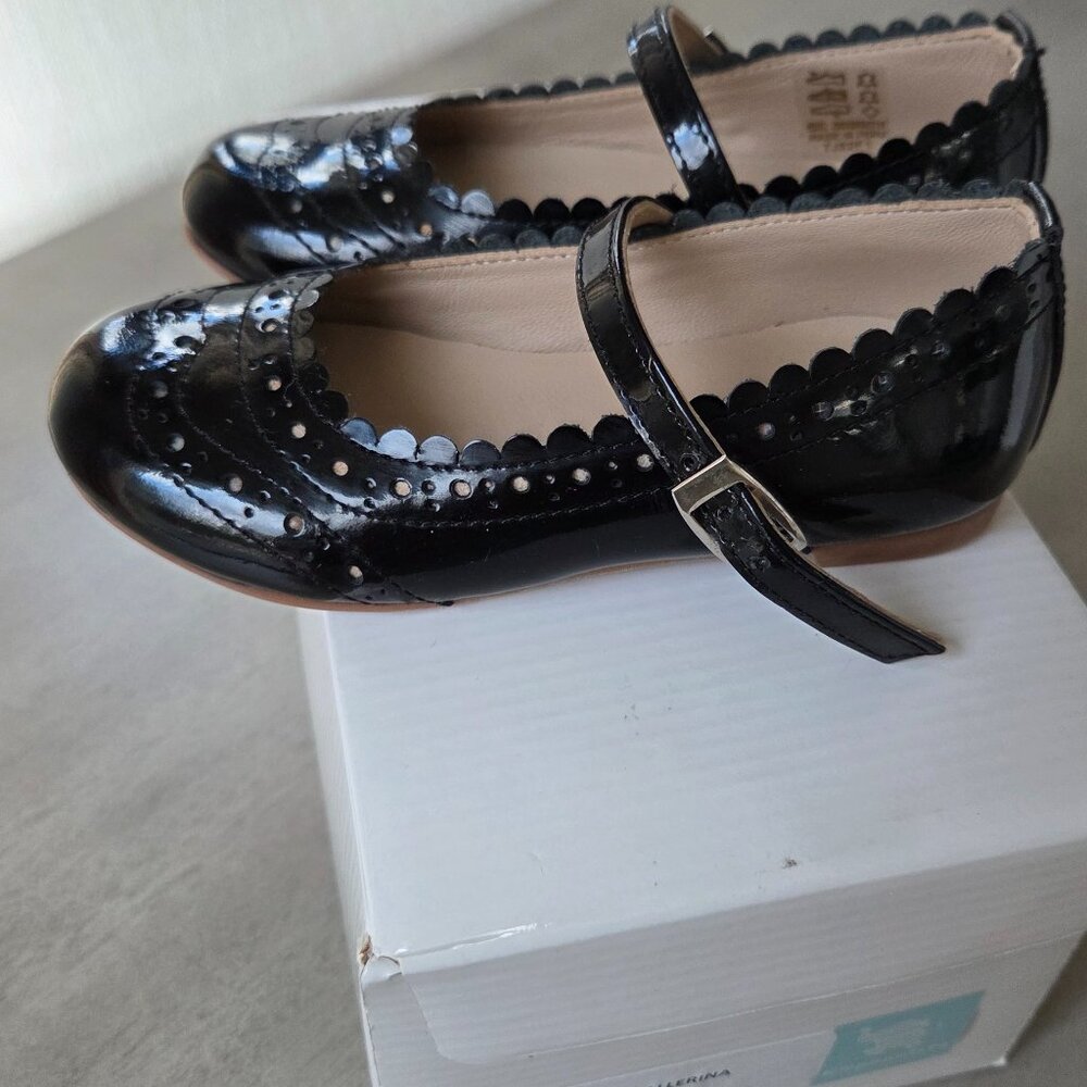 New Elephantito black patent leather wing tipped ballerina 8